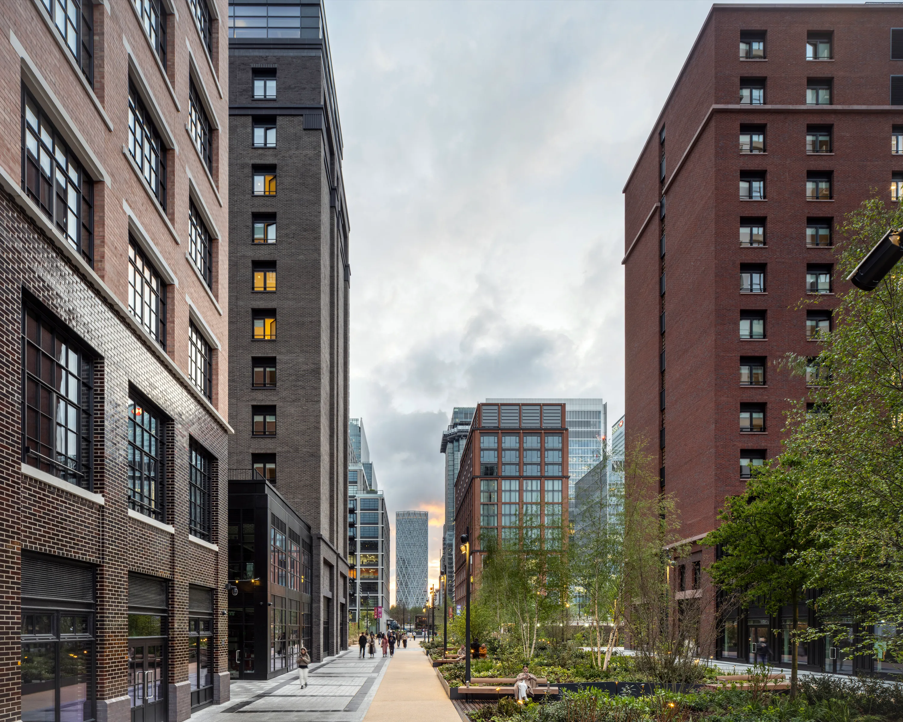 Union Square, London Borough of Tower Hamlets for Canary Wharf Group with HTA Design